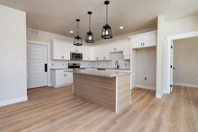 507 Desert Peach Street, Clifton, CO 81520