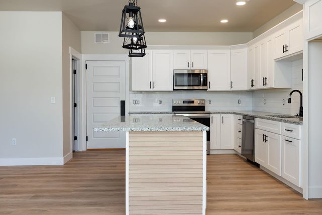 507 Desert Peach Street, Clifton, CO 81520