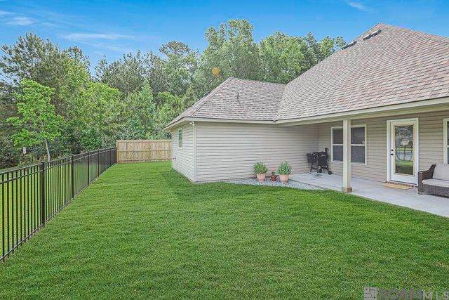 11465 Rossow Ct, Denham Springs, LA 70726