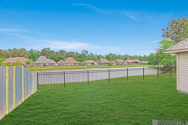 11465 Rossow Ct, Denham Springs, LA 70726
