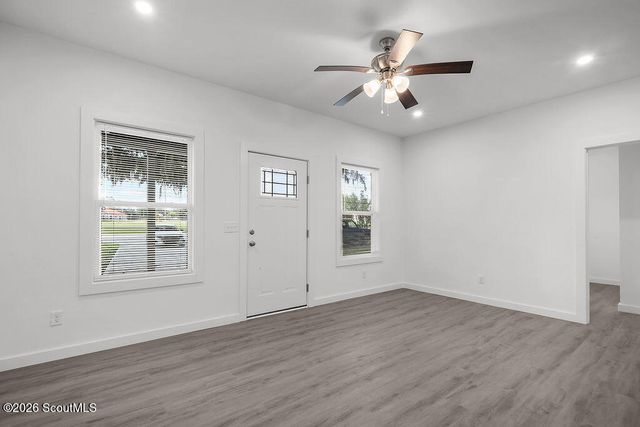656 SE Ridge Road, Darien, GA 31305