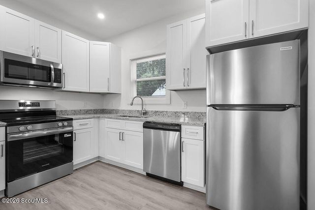 656 SE Ridge Road, Darien, GA 31305