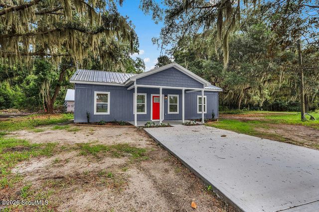 656 SE Ridge Road, Darien, GA 31305