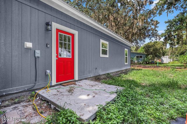656 SE Ridge Road, Darien, GA 31305