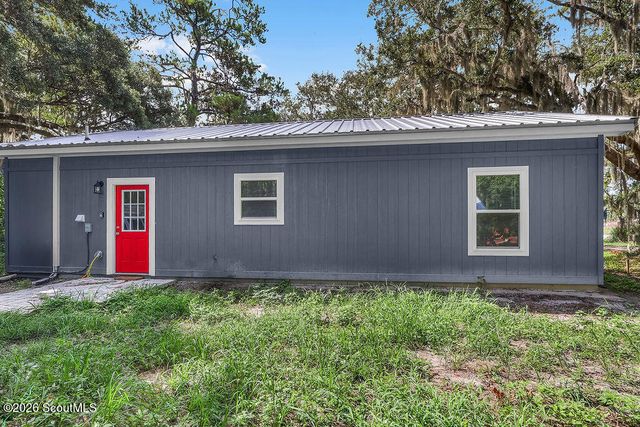 656 SE Ridge Road, Darien, GA 31305