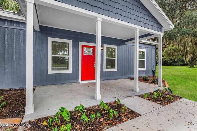 656 SE Ridge Road, Darien, GA 31305