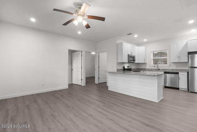 656 SE Ridge Road, Darien, GA 31305
