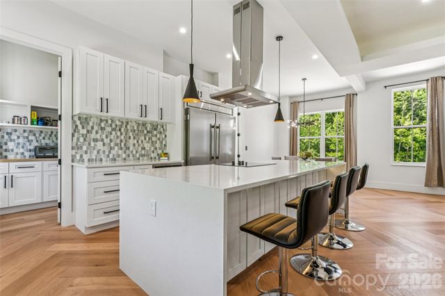 3078 Mountain Creek Drive, Sherrills Ford, NC 28673