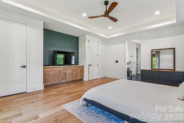 3078 Mountain Creek Drive, Sherrills Ford, NC 28673