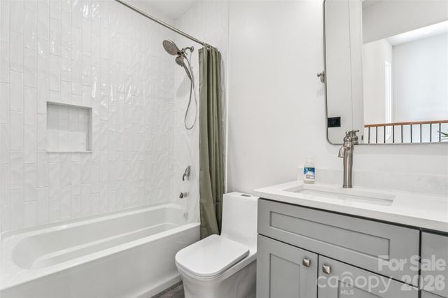 3078 Mountain Creek Drive, Sherrills Ford, NC 28673