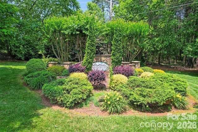 3078 Mountain Creek Drive, Sherrills Ford, NC 28673