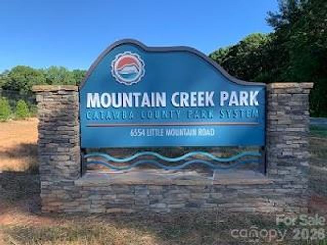 3078 Mountain Creek Drive, Sherrills Ford, NC 28673
