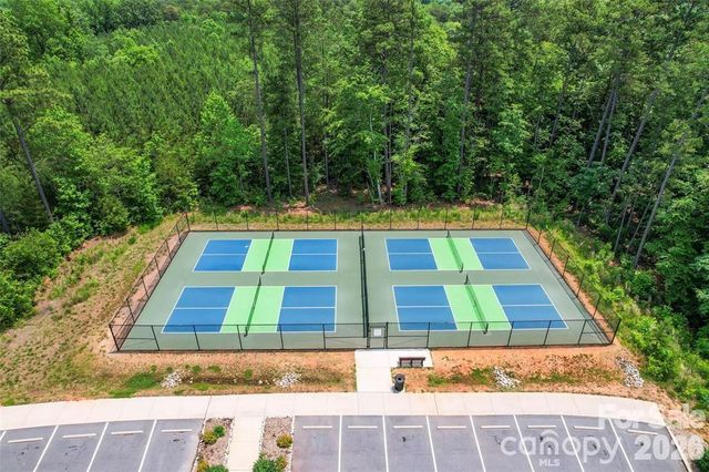 3078 Mountain Creek Drive, Sherrills Ford, NC 28673