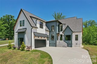3078 Mountain Creek Drive, Sherrills Ford, NC 28673