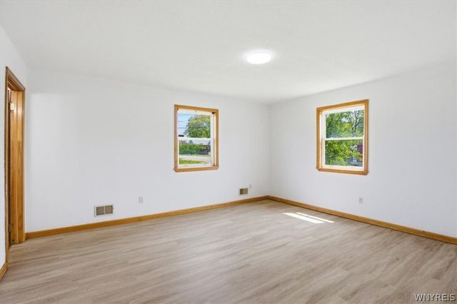 3125 Portland Street, Niagara, NY 14305