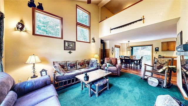 80 Evergreen Way, Easton, WA 98925