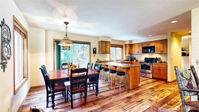 80 Evergreen Way, Easton, WA 98925