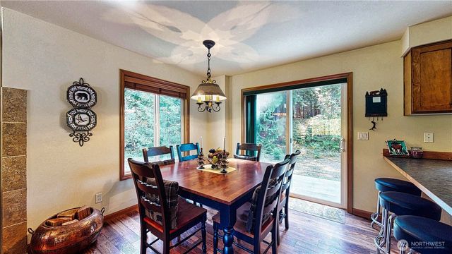 80 Evergreen Way, Easton, WA 98925