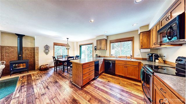 80 Evergreen Way, Easton, WA 98925