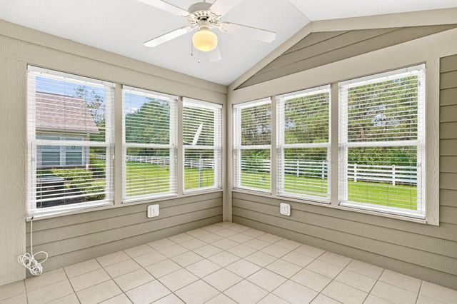 2264 Bainter Avenue, Grove City, OH 43123