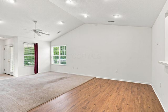 2264 Bainter Avenue, Grove City, OH 43123