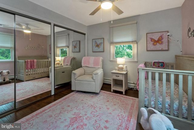 816 SPRING CITY RD, Phoenixville, PA 19460