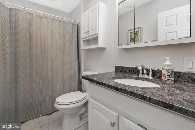 816 SPRING CITY RD, Phoenixville, PA 19460