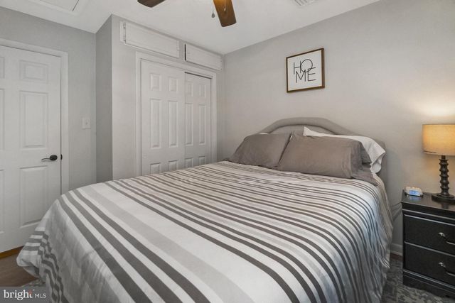 816 SPRING CITY RD, Phoenixville, PA 19460
