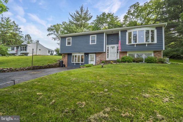 816 SPRING CITY RD, Phoenixville, PA 19460