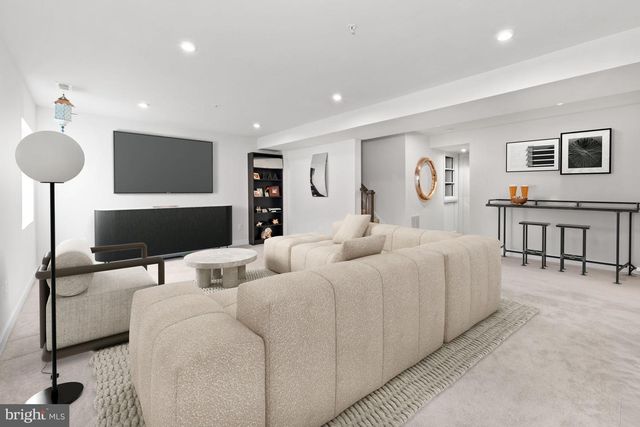 1212 BENJAMIN DR, Kennett Square, PA 19348