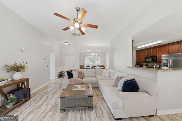 1201 Pendley Point, Hampton, GA 30228