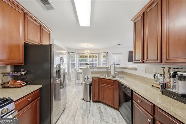 1201 Pendley Point, Hampton, GA 30228