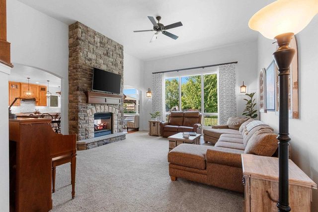 3351 COTTAGE HILL DRIVE, Green Bay, WI 54311