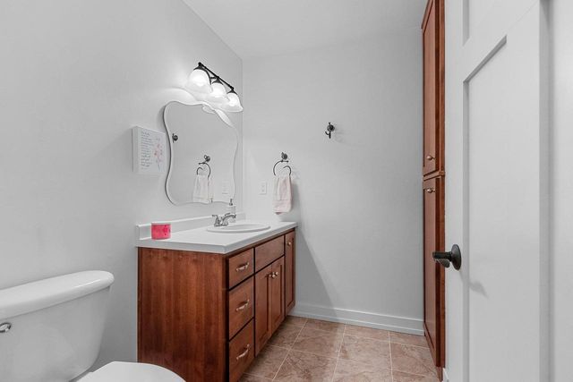 3351 COTTAGE HILL DRIVE, Green Bay, WI 54311