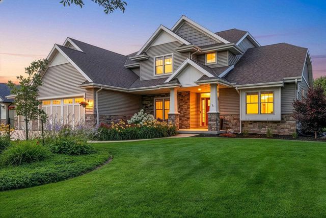 3351 COTTAGE HILL DRIVE, Green Bay, WI 54311