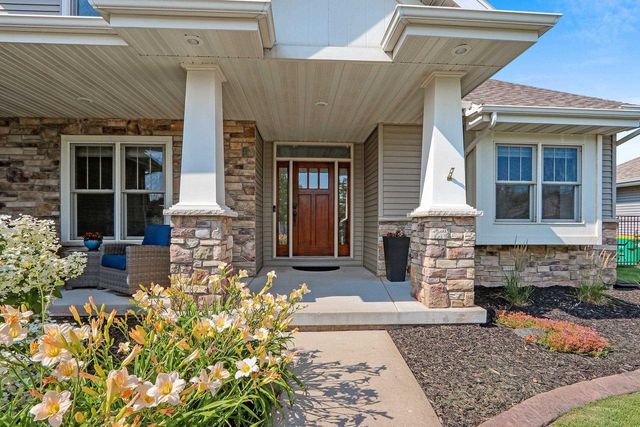 3351 COTTAGE HILL DRIVE, Green Bay, WI 54311