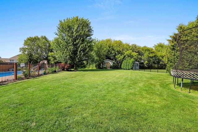 3351 COTTAGE HILL DRIVE, Green Bay, WI 54311