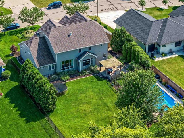 3351 COTTAGE HILL DRIVE, Green Bay, WI 54311