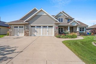 3351 COTTAGE HILL DRIVE, Green Bay, WI 54311