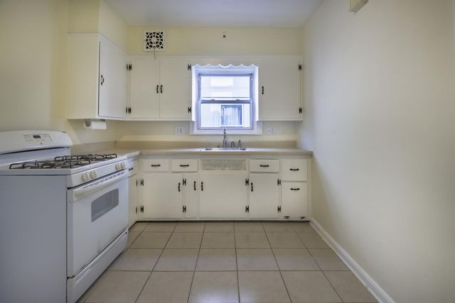 58-12 32nd Avenue, New York City, NY 11377