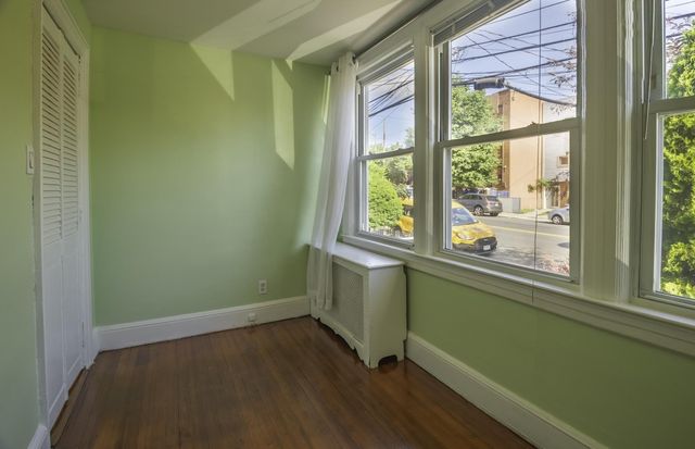 58-12 32nd Avenue, New York City, NY 11377