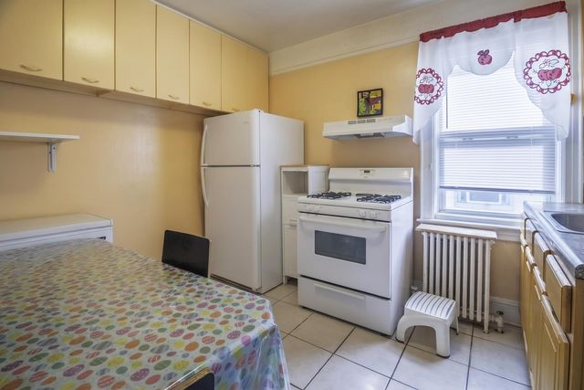 58-12 32nd Avenue, New York City, NY 11377