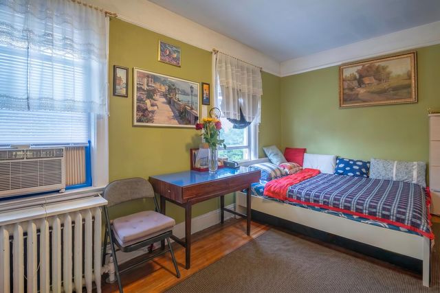 58-12 32nd Avenue, New York City, NY 11377