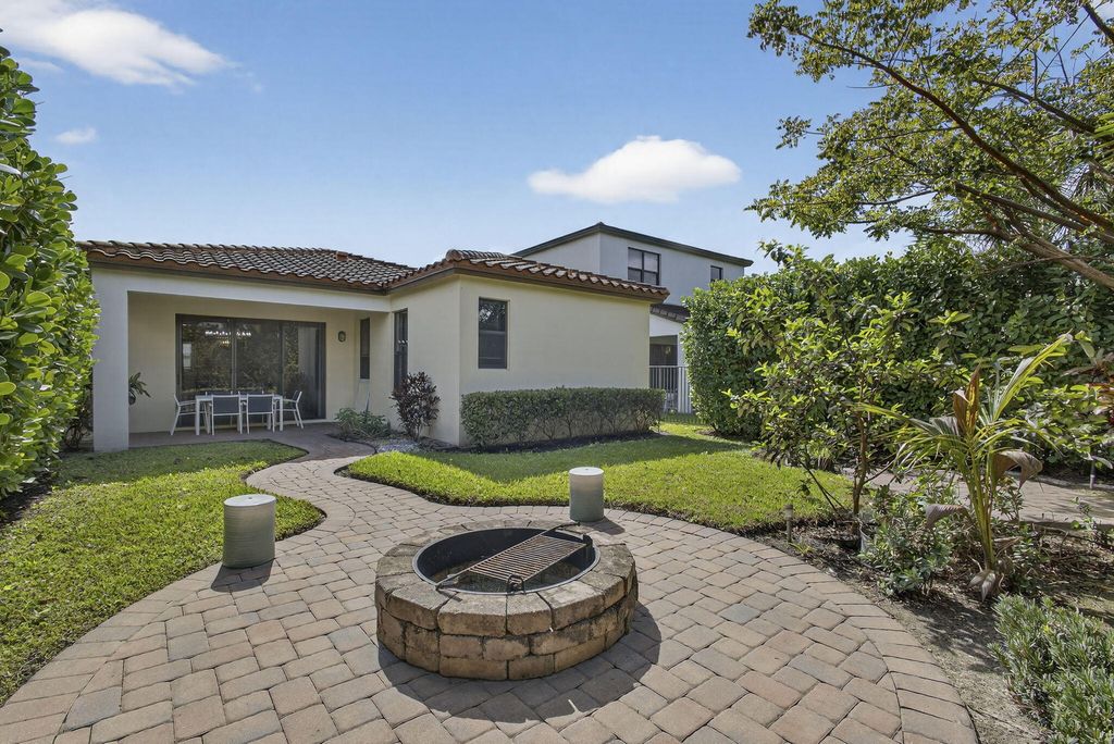 5563 Starfish Road, Westlake, FL 33470