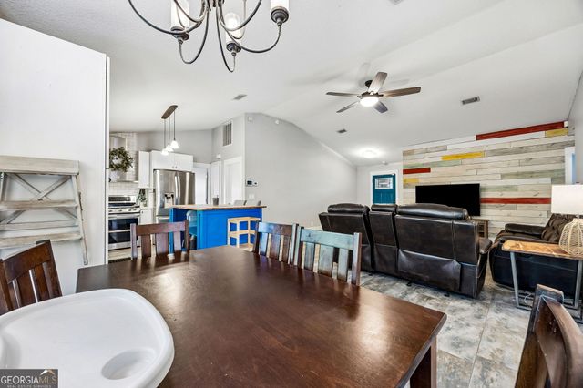 116 Honeysuckle Road, Kingsland, GA 31548