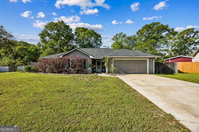 116 Honeysuckle Road, Kingsland, GA 31548