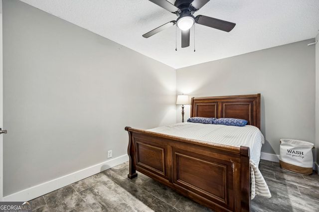 116 Honeysuckle Road, Kingsland, GA 31548