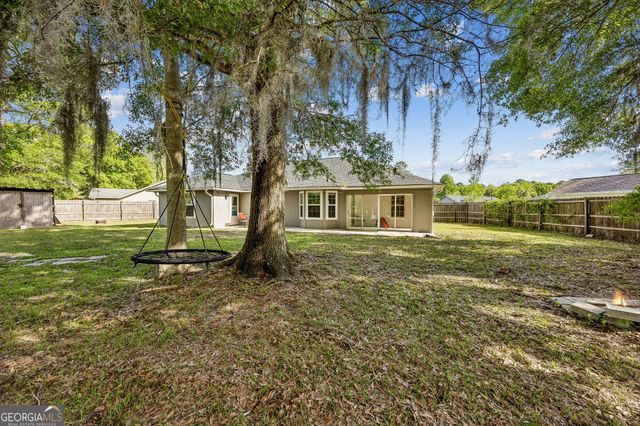 116 Honeysuckle Road, Kingsland, GA 31548