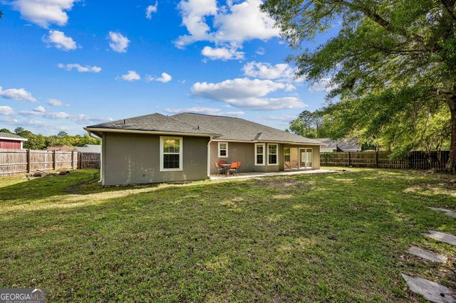 116 Honeysuckle Road, Kingsland, GA 31548