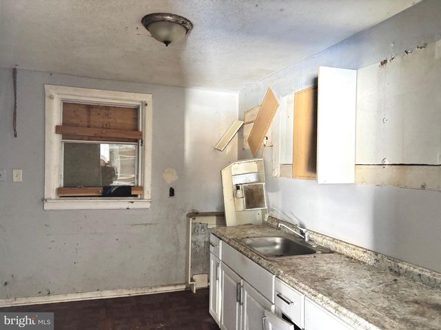 161 KINSLEY RD, Pemberton, NJ 08068